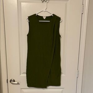 Elegant Olive Green Sleeveless Dress